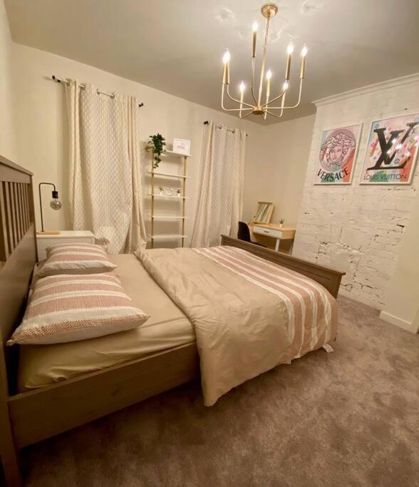 Desirable Lawrenceville Area Apartment Pittsburgh