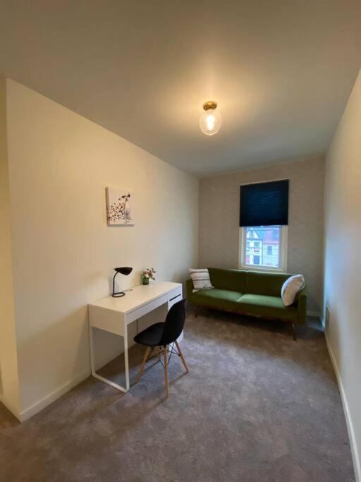 Apartment Desirable Lawrenceville Area