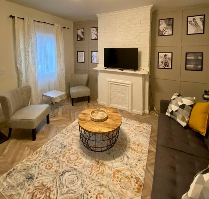 Apartment Desirable Lawrenceville Area
